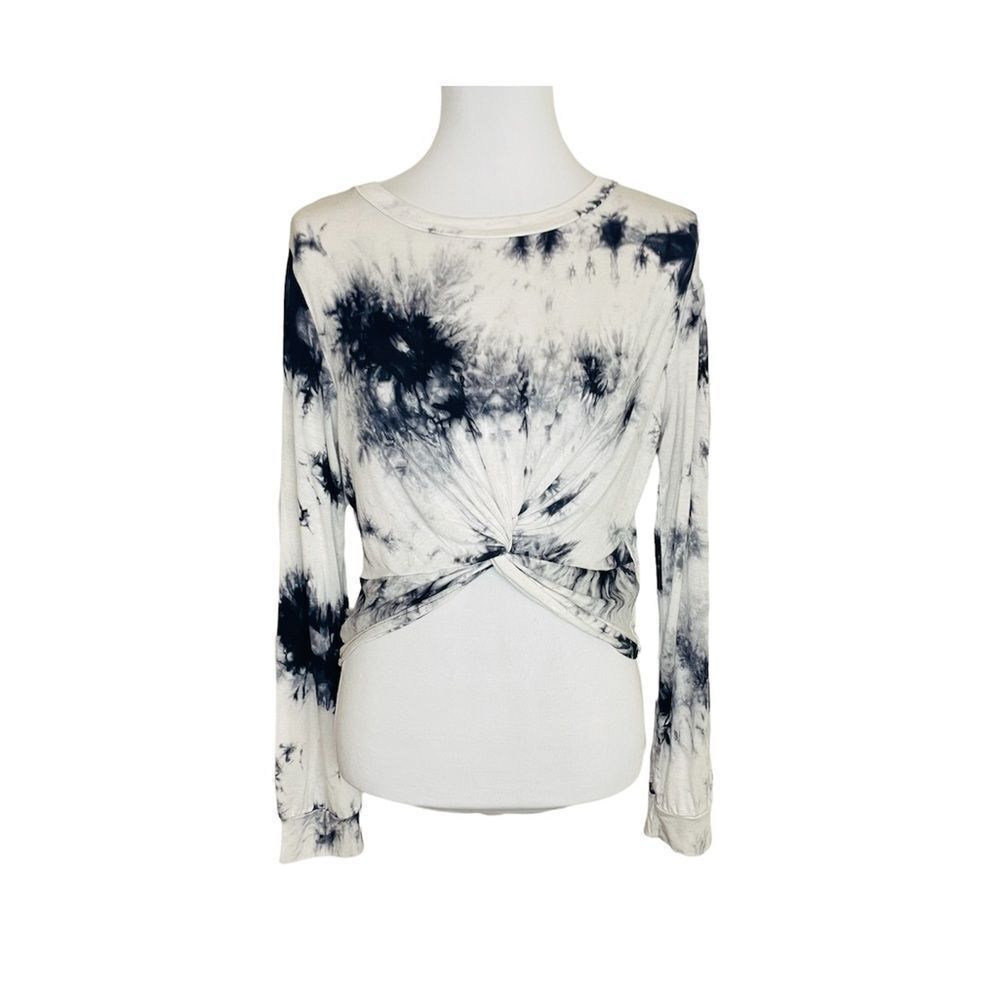 Shein Black and White Tie-Dye Cropped Shirt Medium